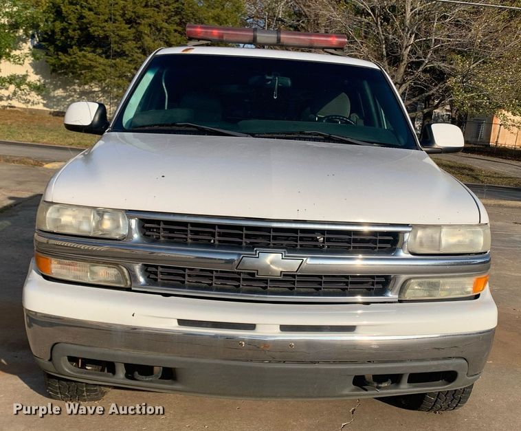 image for item MH9867 2001 Chevrolet Tahoe SUV