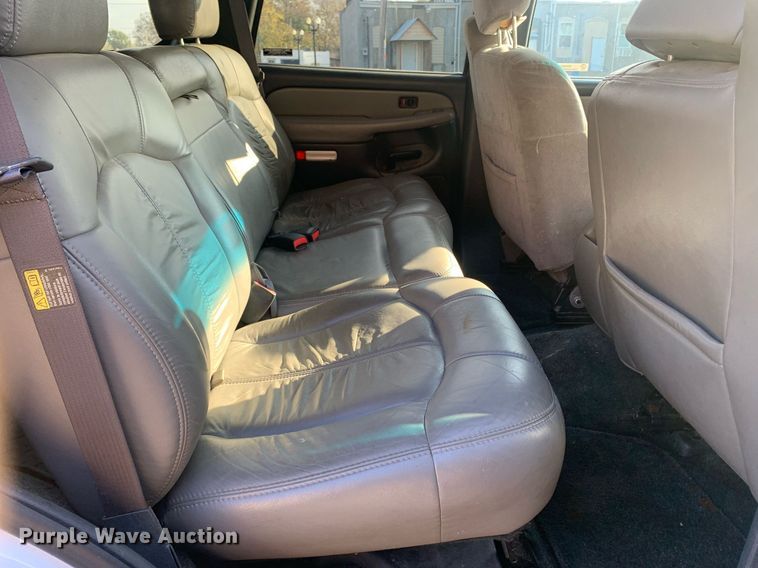 image for item MH9867 2001 Chevrolet Tahoe SUV