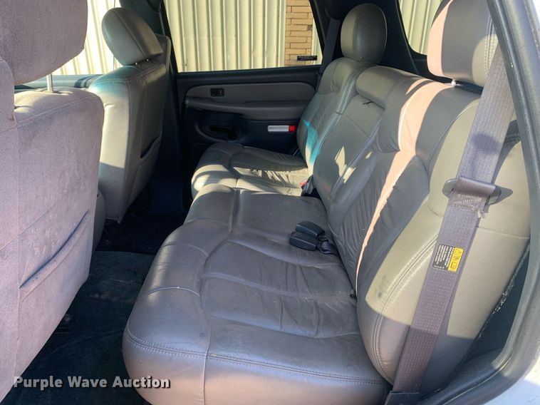 image for item MH9867 2001 Chevrolet Tahoe SUV