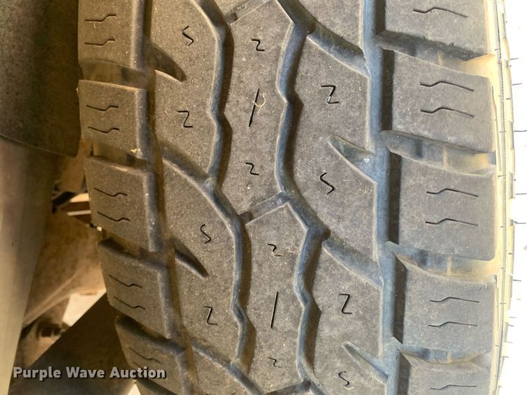 image for item MH9867 2001 Chevrolet Tahoe SUV