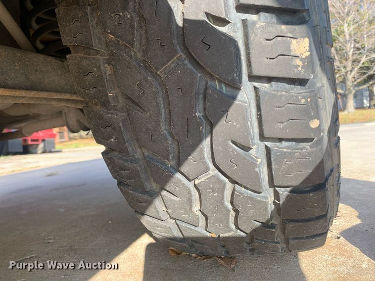 image for item MH9867 2001 Chevrolet Tahoe SUV