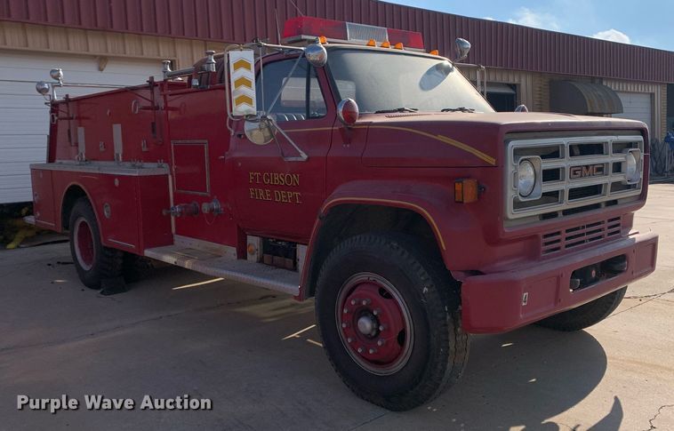 image for item MH9868 1984 GMC C7000  pumper fire truck