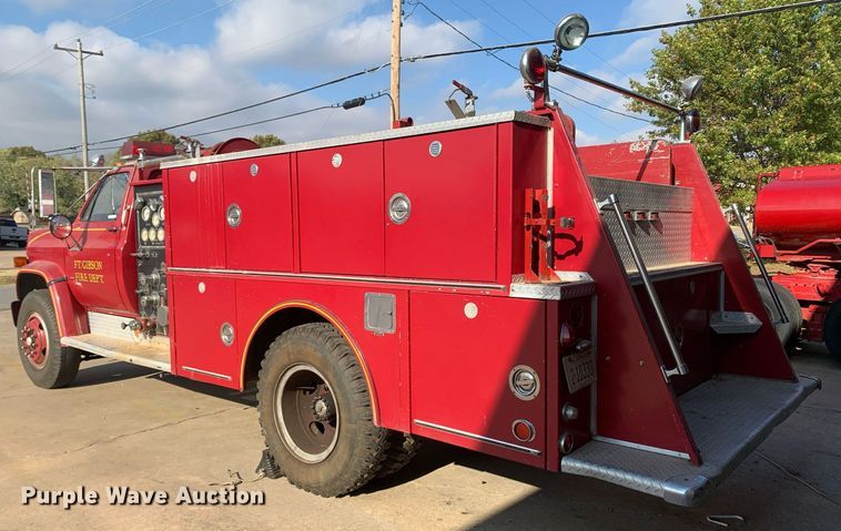 image for item MH9868 1984 GMC C7000  pumper fire truck
