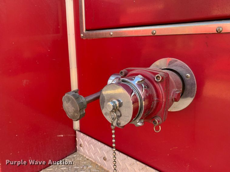 image for item MH9868 1984 GMC C7000  pumper fire truck