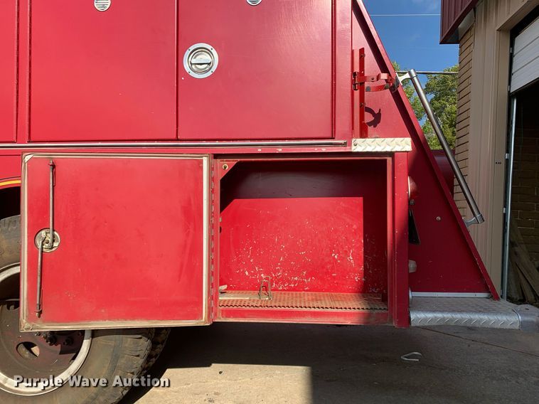 image for item MH9868 1984 GMC C7000  pumper fire truck