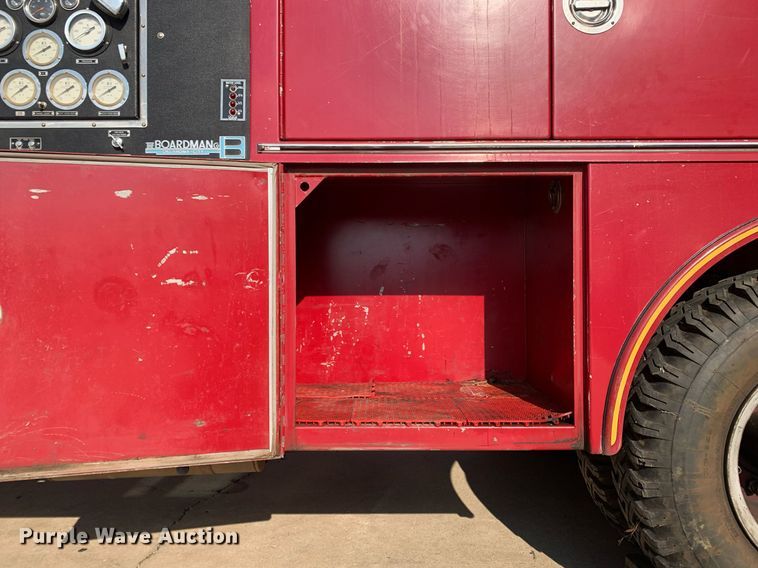 image for item MH9868 1984 GMC C7000  pumper fire truck