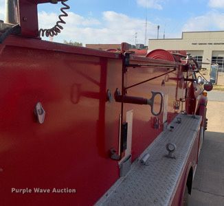 image for item MH9868 1984 GMC C7000  pumper fire truck