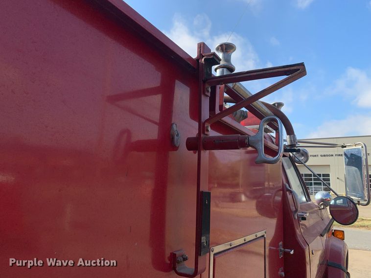 image for item MH9868 1984 GMC C7000  pumper fire truck