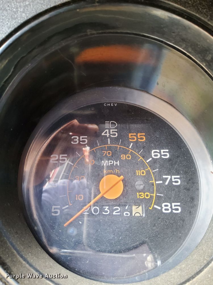 image for item MH9868 1984 GMC C7000  pumper fire truck