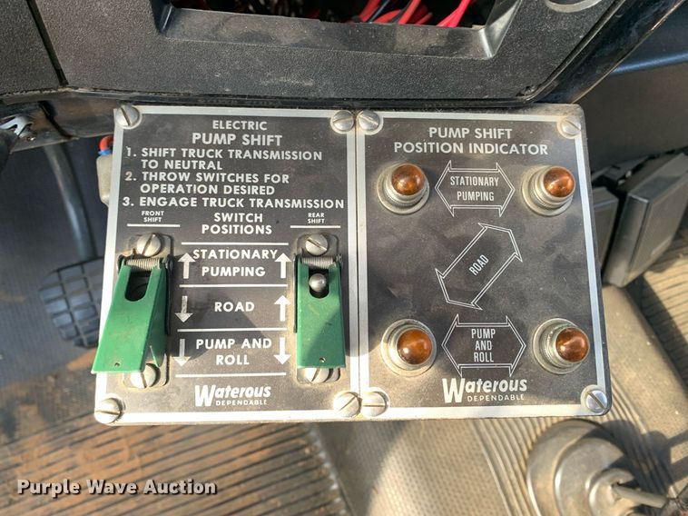 image for item MH9868 1984 GMC C7000  pumper fire truck