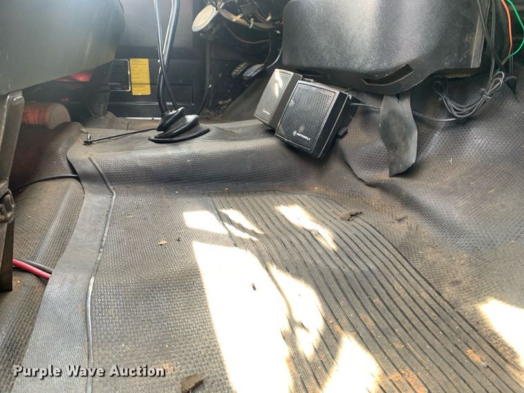 image for item MH9868 1984 GMC C7000  pumper fire truck