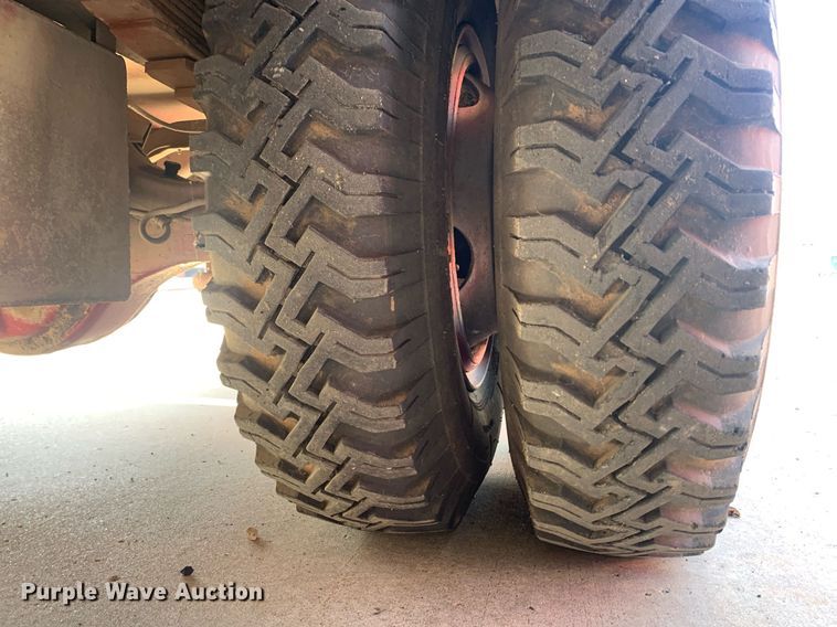 image for item MH9868 1984 GMC C7000  pumper fire truck