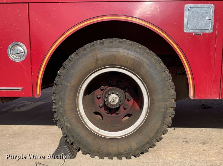 image for item MH9868 1984 GMC C7000  pumper fire truck
