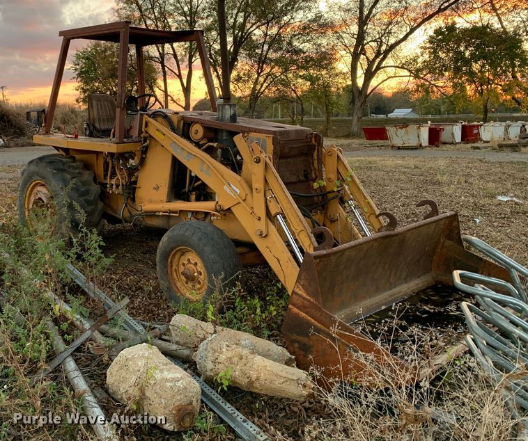 image for item MH9870 Case 480F  landscape tractor