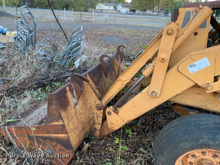 image for item MH9870 Case 480F  landscape tractor