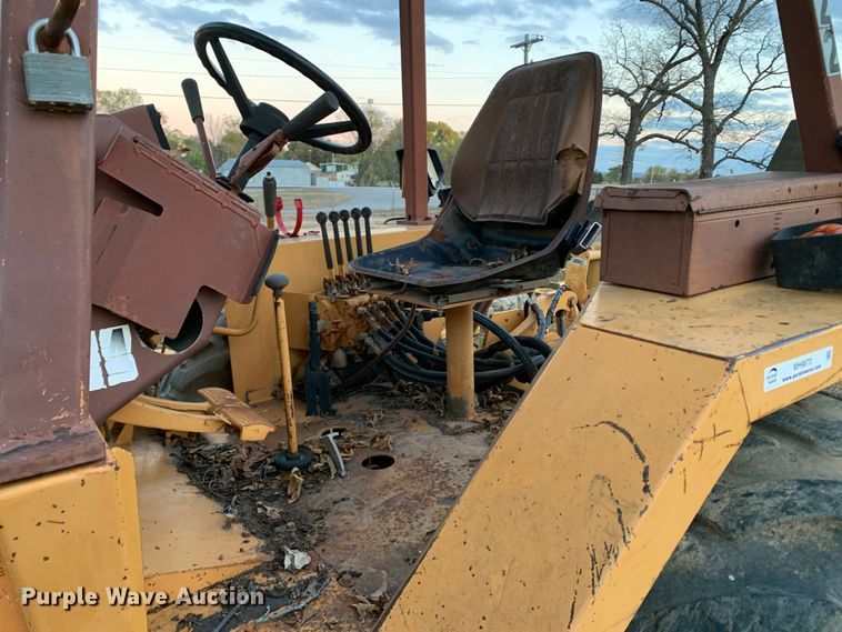 image for item MH9870 Case 480F  landscape tractor