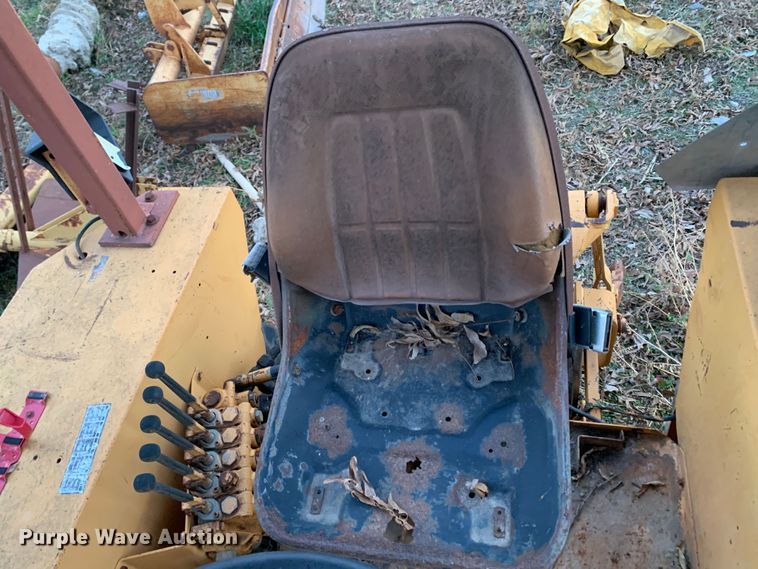 image for item MH9870 Case 480F  landscape tractor