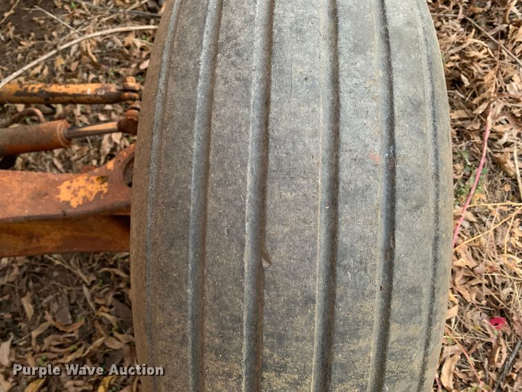 image for item MH9870 Case 480F  landscape tractor