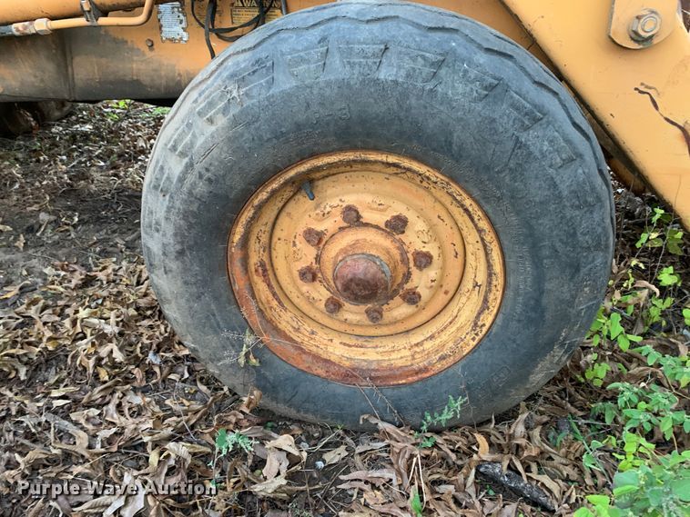 image for item MH9870 Case 480F  landscape tractor