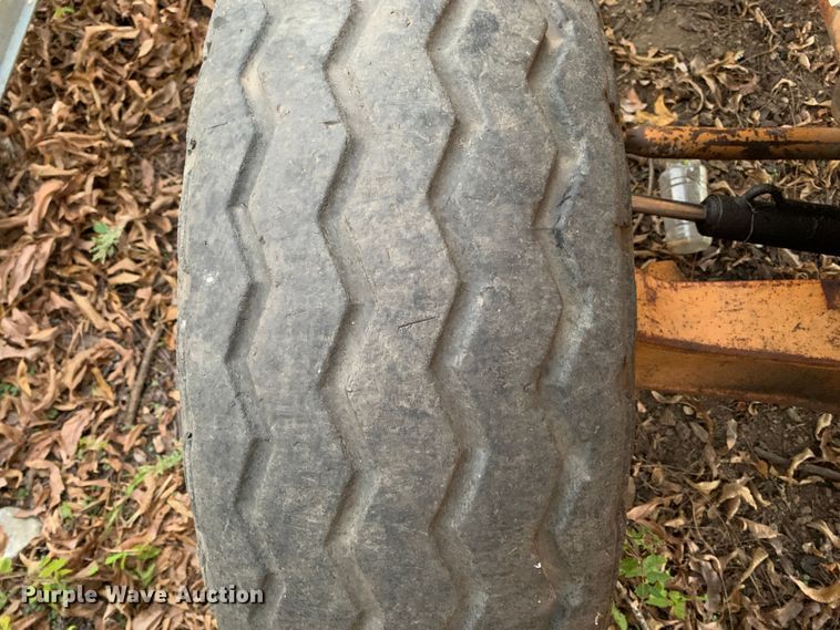 image for item MH9870 Case 480F  landscape tractor