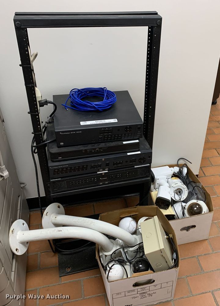 image for item MH9878 TruVision DVR 12HD  surveillance system