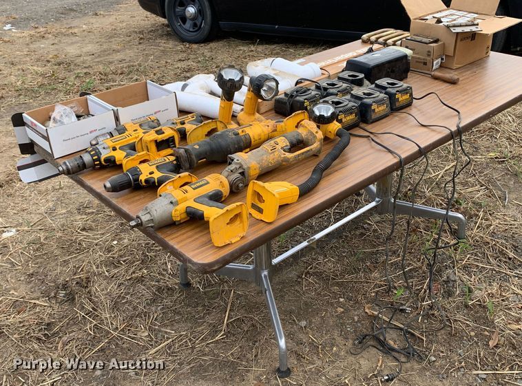 image for item MH9886 Tools