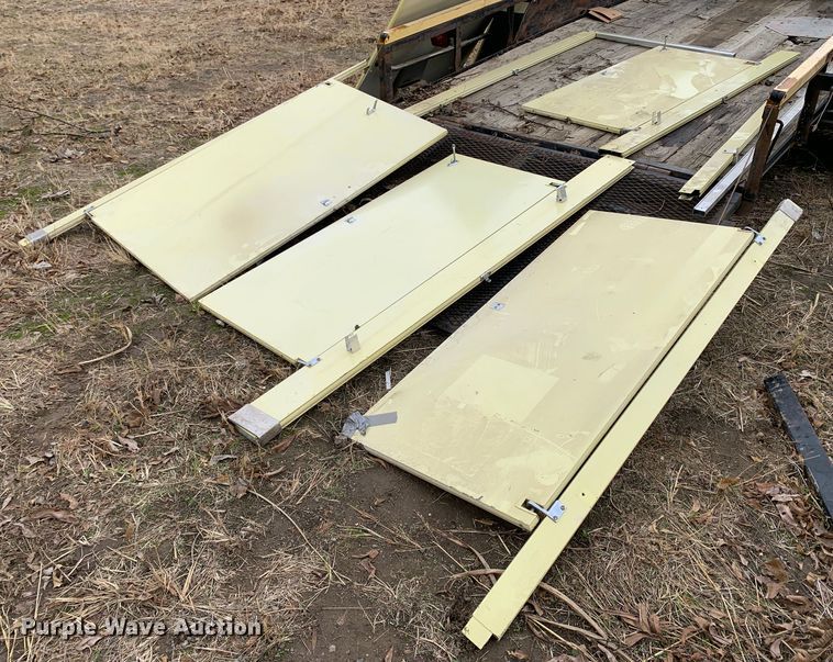 image for item MH9887 (3) restroom dividers