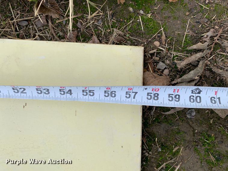 image for item MH9887 (3) restroom dividers