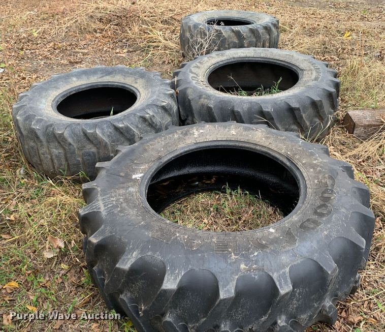 image for item MH9891 (4) tires