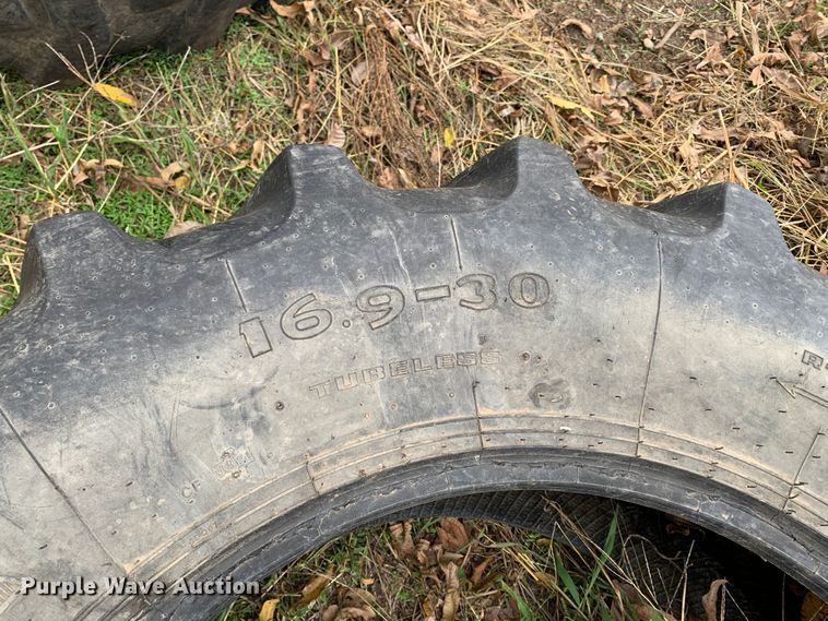 image for item MH9891 (4) tires