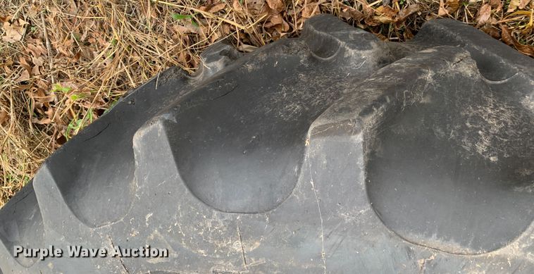 image for item MH9891 (4) tires