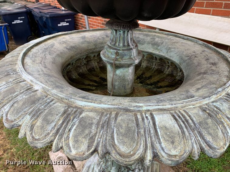 image for item MH9893 Water fountain