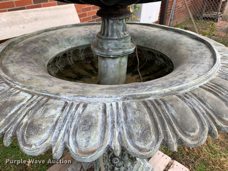 image for item MH9893 Water fountain