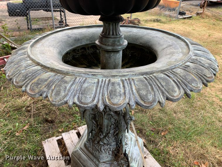 image for item MH9893 Water fountain