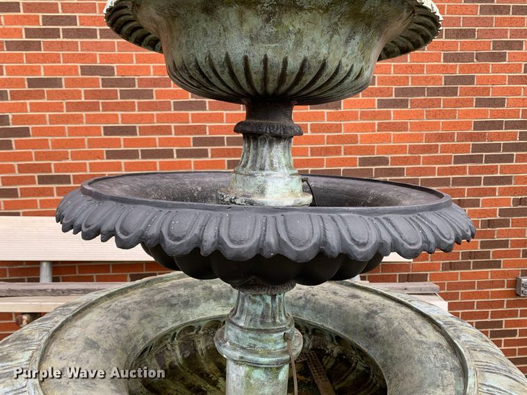 image for item MH9893 Water fountain