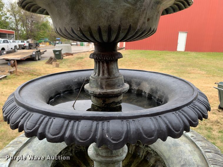 image for item MH9893 Water fountain