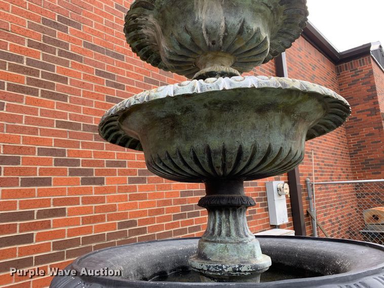 image for item MH9893 Water fountain