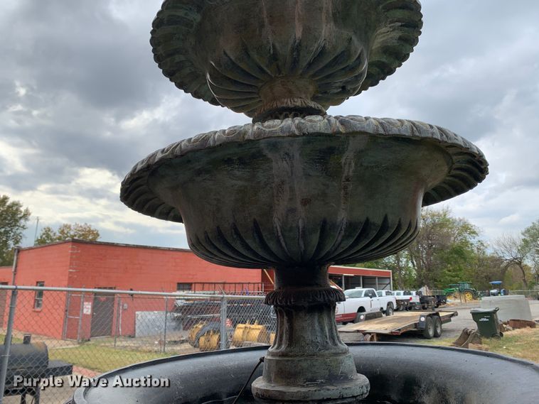 image for item MH9893 Water fountain