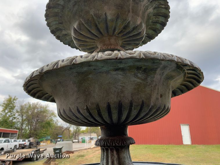 image for item MH9893 Water fountain