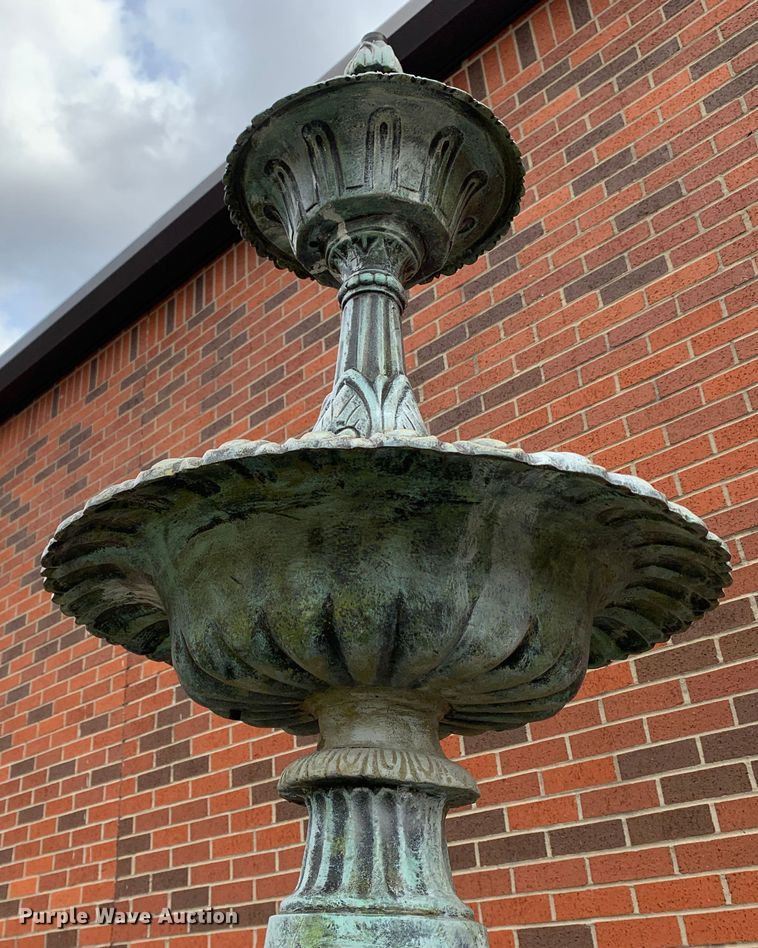 image for item MH9893 Water fountain