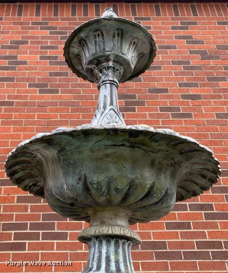 image for item MH9893 Water fountain