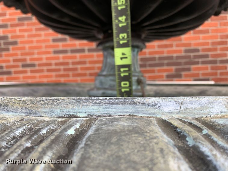 image for item MH9893 Water fountain