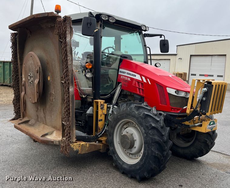 image for item MN9366 2017 Massey Ferguson 5713SL  MFWD tractor