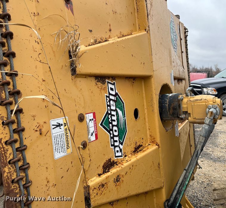 image for item MN9366 2017 Massey Ferguson 5713SL  MFWD tractor