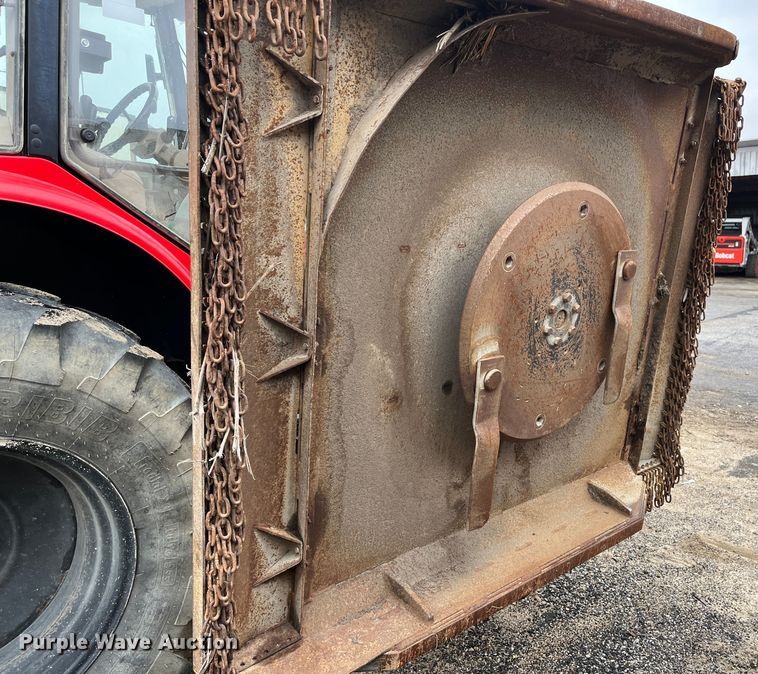 image for item MN9366 2017 Massey Ferguson 5713SL  MFWD tractor