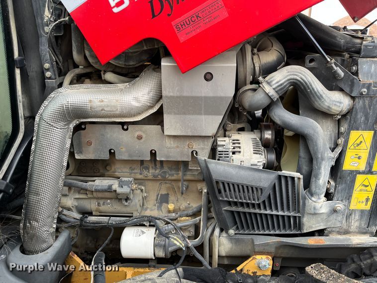 image for item MN9366 2017 Massey Ferguson 5713SL  MFWD tractor