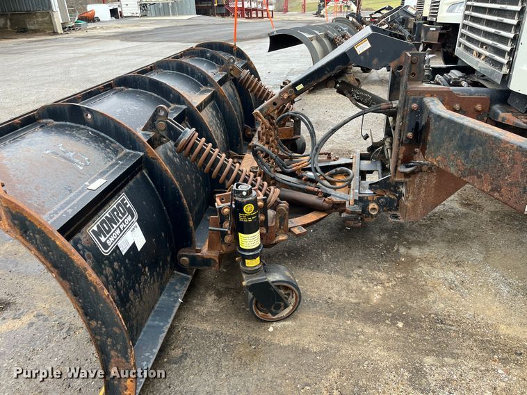 image for item MN9367 2012 Freightliner Business Class M2  dump truck