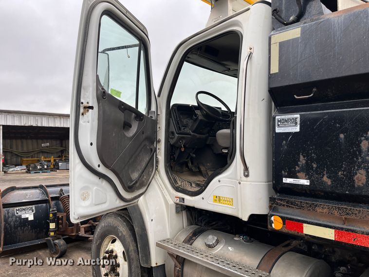 image for item MN9367 2012 Freightliner Business Class M2  dump truck