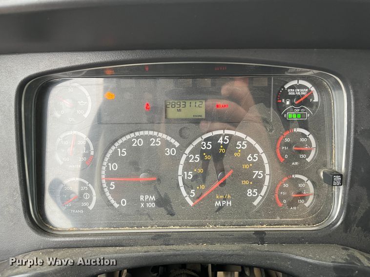 image for item MN9367 2012 Freightliner Business Class M2  dump truck