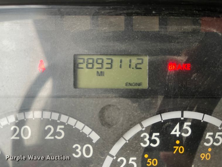 image for item MN9367 2012 Freightliner Business Class M2  dump truck